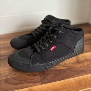 Men’s Chrome Industries shoes